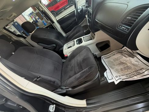 Used 2012 Dodge Grand Caravan Crew w/ Safety Sphere Group FWD image 14