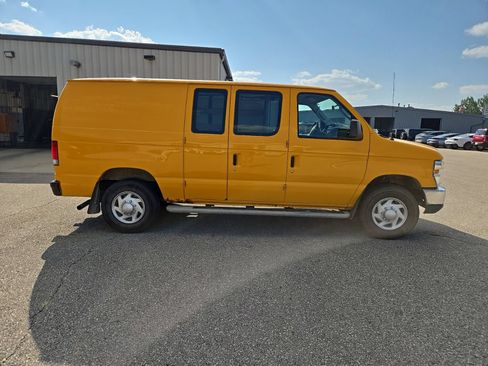 Used 2012 Ford E-250 and Econoline 250 w/ PWR Group RWD image 6
