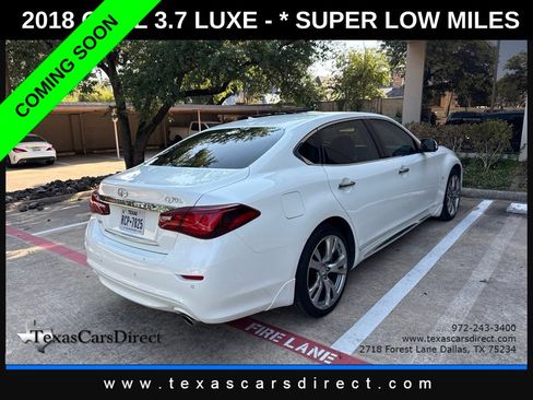 Used 2018 INFINITI Q70 L 3.7 w/ Sensory Package AWD/4WD image 2