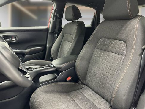 Used 2024 Honda HR-V Sport image 7