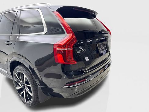 Used 2023 Volvo XC90 B6 Plus AWD/4WD image 19