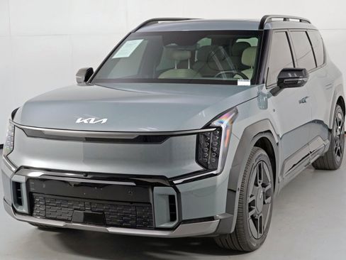 Used 2024 Kia EV9 GT-Line image 54