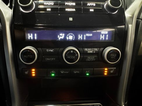 Used 2021 Subaru Ascent Premium w/ Convenience Package image 34