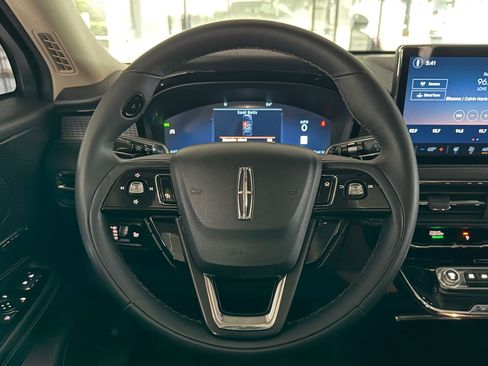 Used 2023 Lincoln Corsair FWD w/ Equipment Group 101A image 16