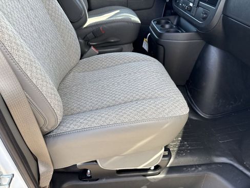 New 2024 Chevrolet Express 3500 w/ Power Convenience Package image 22