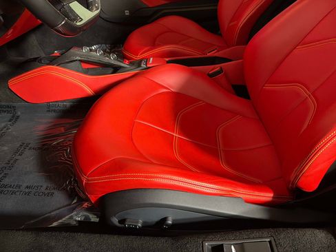 Used 2019 Ferrari 488 GTB RWD image 32