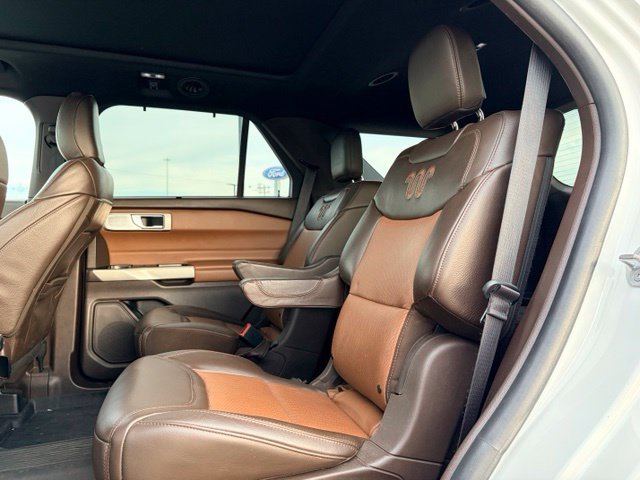 Used 2021 Ford Explorer King Ranch w/ Premium Technology Package AWD/4WD image 16