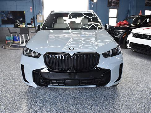 Used 2024 BMW X5 xDrive40i w/ M Sport Package AWD/4WD image 12