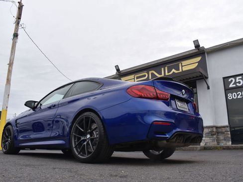 Used 2019 BMW M4 CS w/ Executive Package image 7