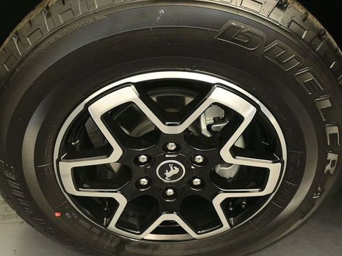 New 2026 Ford Bronco Outer Banks image 15