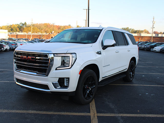 Used 2021 GMC Yukon SLT w/ SLT Premium Package AWD/4WD image 2