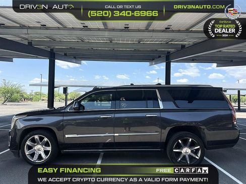 Used 2017 Cadillac Escalade ESV Premium Luxury AWD/4WD image 4