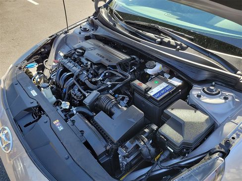 Certified 2023 Hyundai Elantra SEL image 37