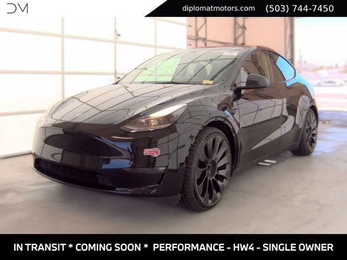 Used 2023 Tesla Model Y Long Range AWD/4WD image 1
