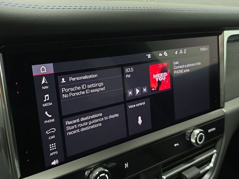 Certified 2026 Porsche Macan GTS AWD/4WD image 16