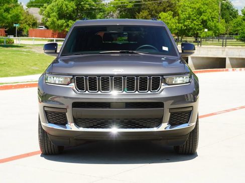 Used 2025 Jeep Grand Cherokee L Laredo AWD/4WD image 7
