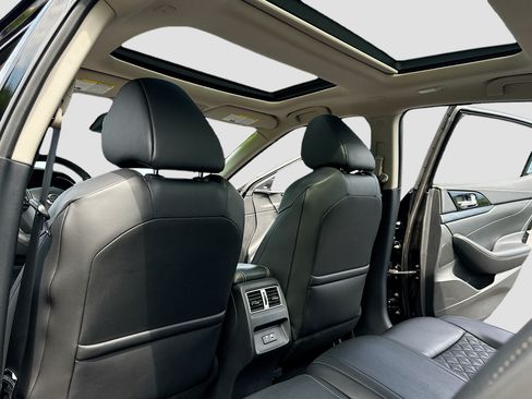 Used 2021 Nissan Maxima Platinum w/ Sport Mat Group FWD image 6