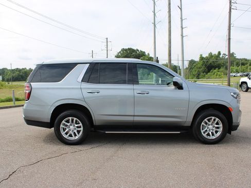 Used 2024 Chevrolet Tahoe LT RWD image 16