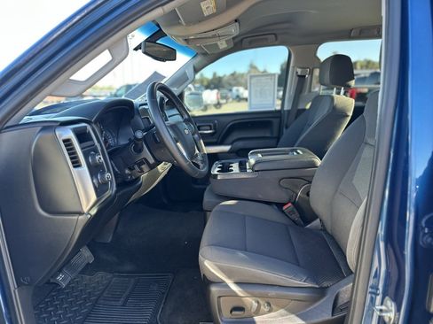 Used 2018 Chevrolet Silverado 1500 LT w/ All Star Edition image 19