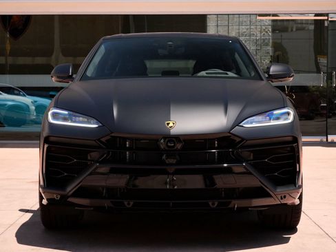 Used 2025 Lamborghini Urus SE AWD/4WD image 5