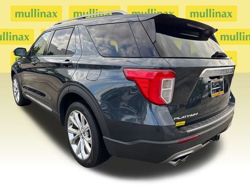 Used 2023 Ford Explorer Platinum w/ Technology Package image 6