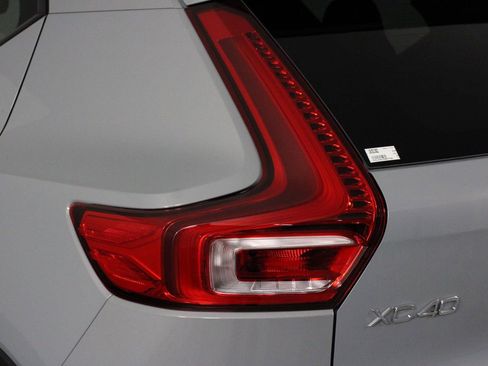 New 2025 Volvo XC40 B5 Plus w/ Protection Package Premier image 15