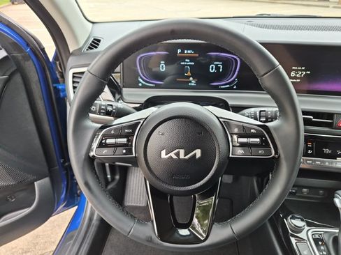 Certified 2026 Kia Seltos S AWD/4WD image 15