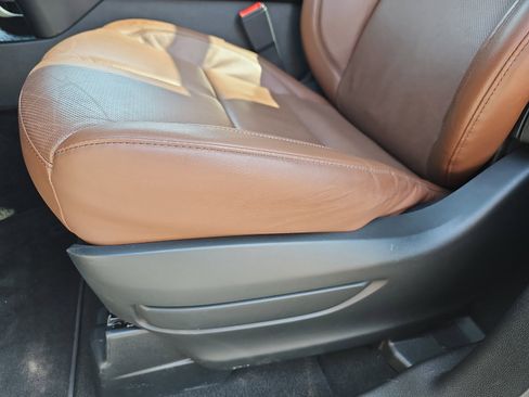 Used 2023 Lincoln Aviator Reserve image 17