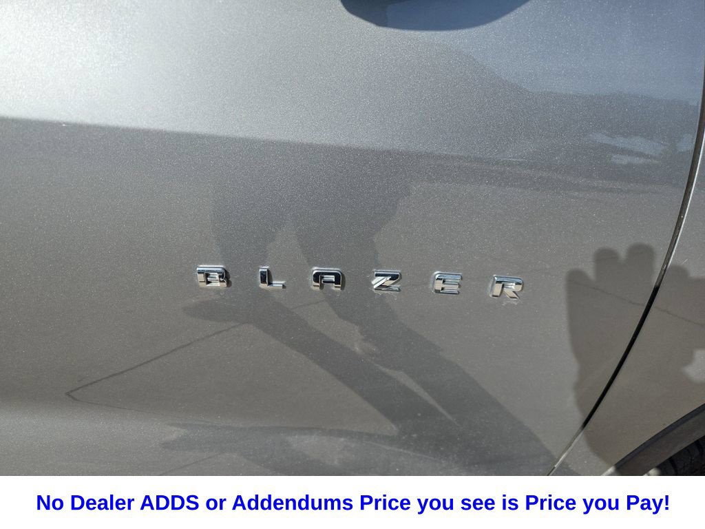 Used 2025 Chevrolet Blazer LT AWD/4WD image 33