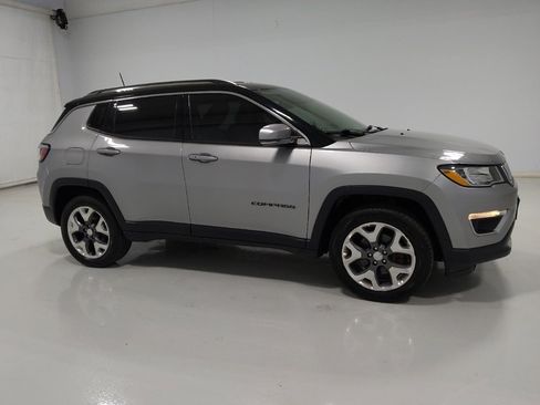 Used 2020 Jeep Compass Limited AWD/4WD image 11