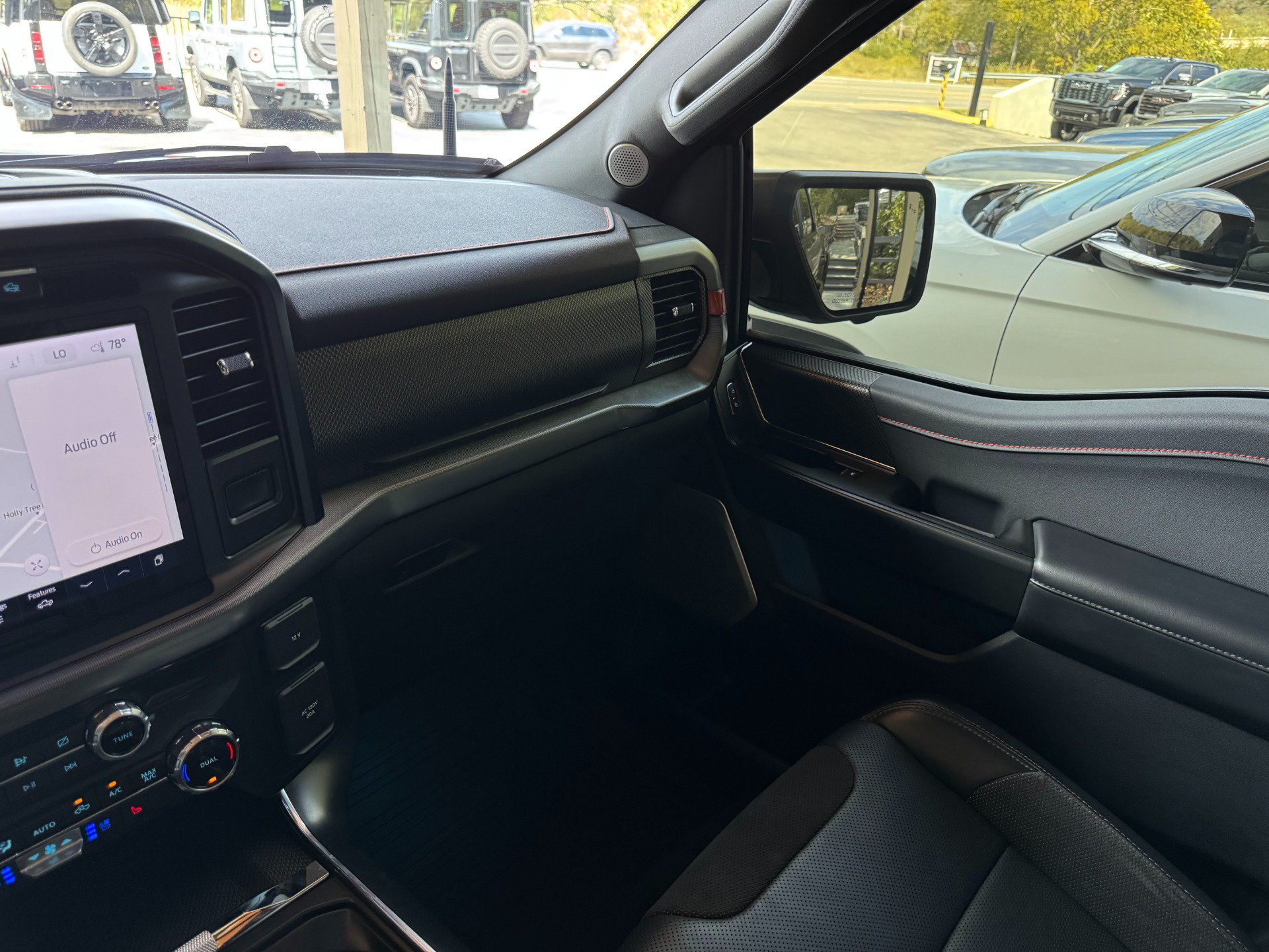 Used 2024 Ford F150 Raptor AWD/4WD image 63
