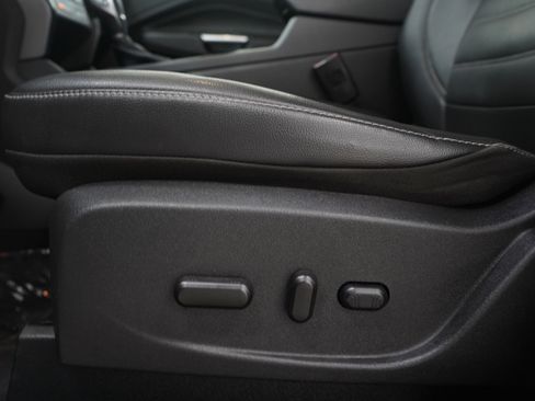 Used 2018 Ford Escape SEL w/ Ford Safe & Smart Package image 25