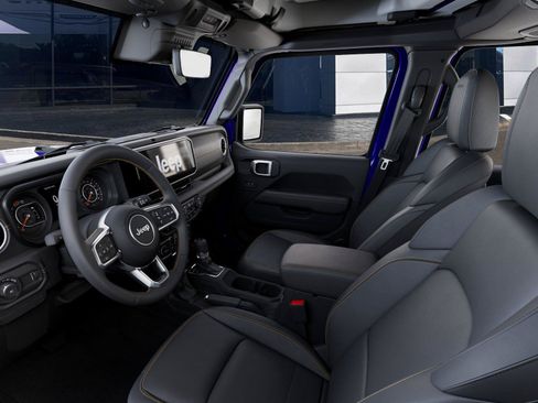 New 2026 Jeep Wrangler Unlimited Sahara AWD/4WD image 22