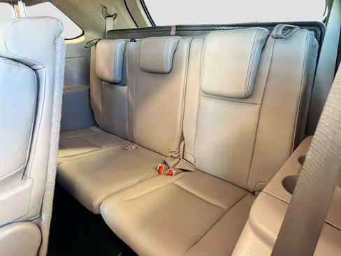 Used 2017 Toyota Highlander XLE image 31