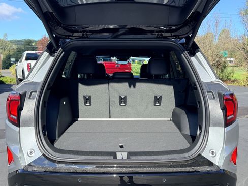 New 2026 GMC Terrain AT4 image 7