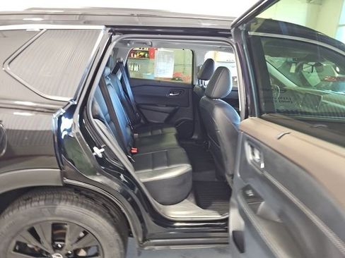 Certified 2023 Nissan Rogue SV w/ SV Premium B Package image 18