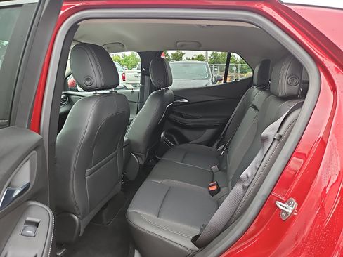 Used 2023 Buick Encore GX Select w/ Sport Touring Package FWD image 10