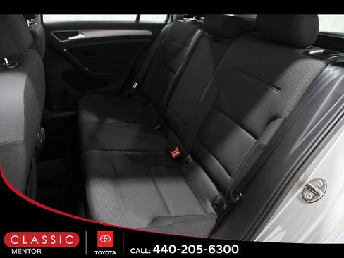 Used 2016 Volkswagen Golf S FWD image 16