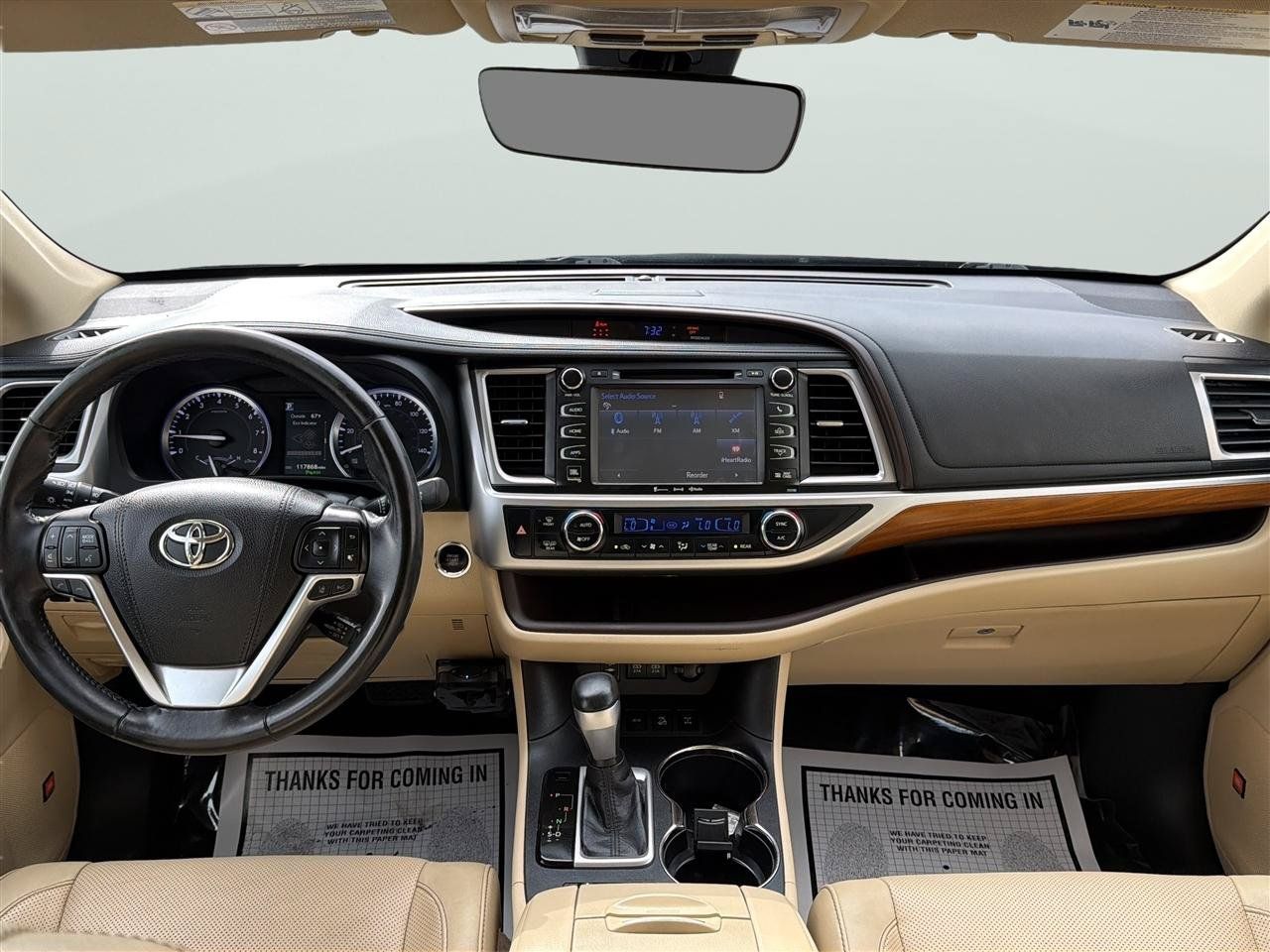Used 2017 Toyota Highlander AWD V6 image 22