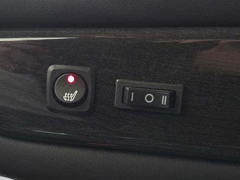 New 2025 GMC Savana 2500 w/ Driver Convenience Package image 33