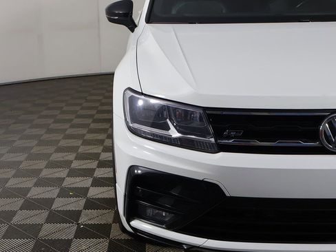 Used 2021 Volkswagen Tiguan SE R-Line image 12