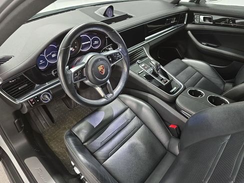 Certified 2020 Porsche Panamera RWD image 4