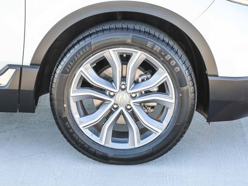 Used 2020 Honda CR-V Touring image 10