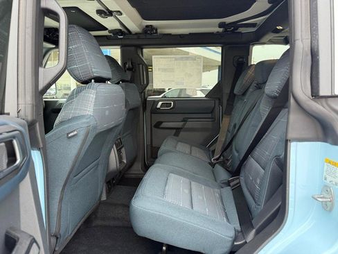 New 2025 Ford Bronco Heritage Edition image 5
