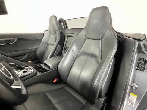 Used 2021 Jaguar F-TYPE P300 image 20