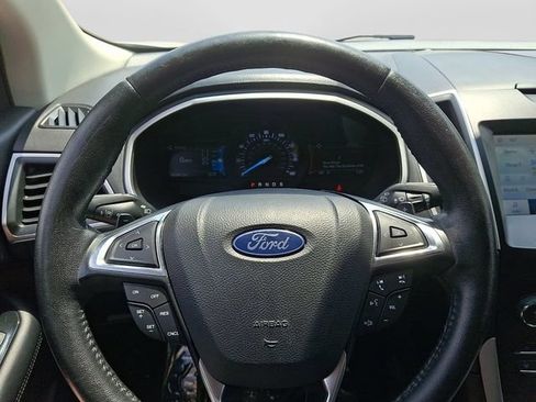 Used 2019 Ford Edge SEL w/ Equipment Group 201A AWD/4WD image 23