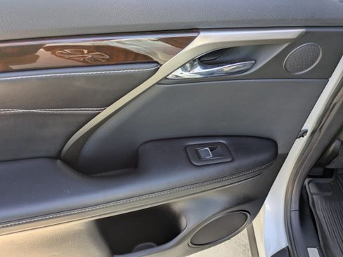Used 2019 Lexus RX 350 FWD w/ Premium Package image 12