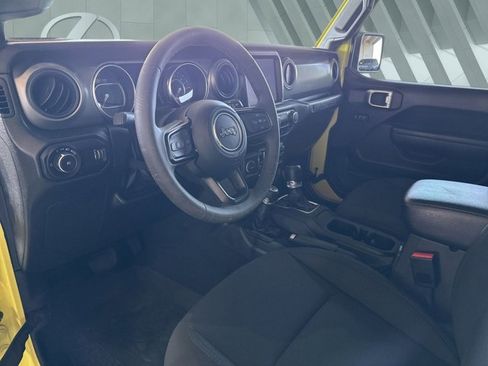 Used 2023 Jeep Wrangler Unlimited Sport image 11