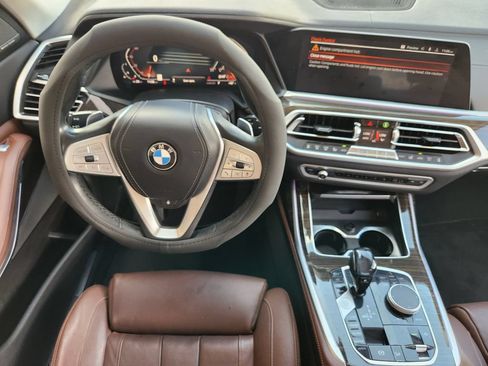 Used 2019 BMW X7 xDrive40i w/ Premium Package AWD/4WD image 29