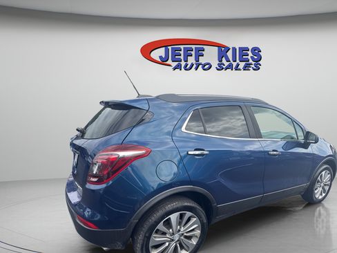 Used 2020 Buick Encore Preferred AWD/4WD image 4